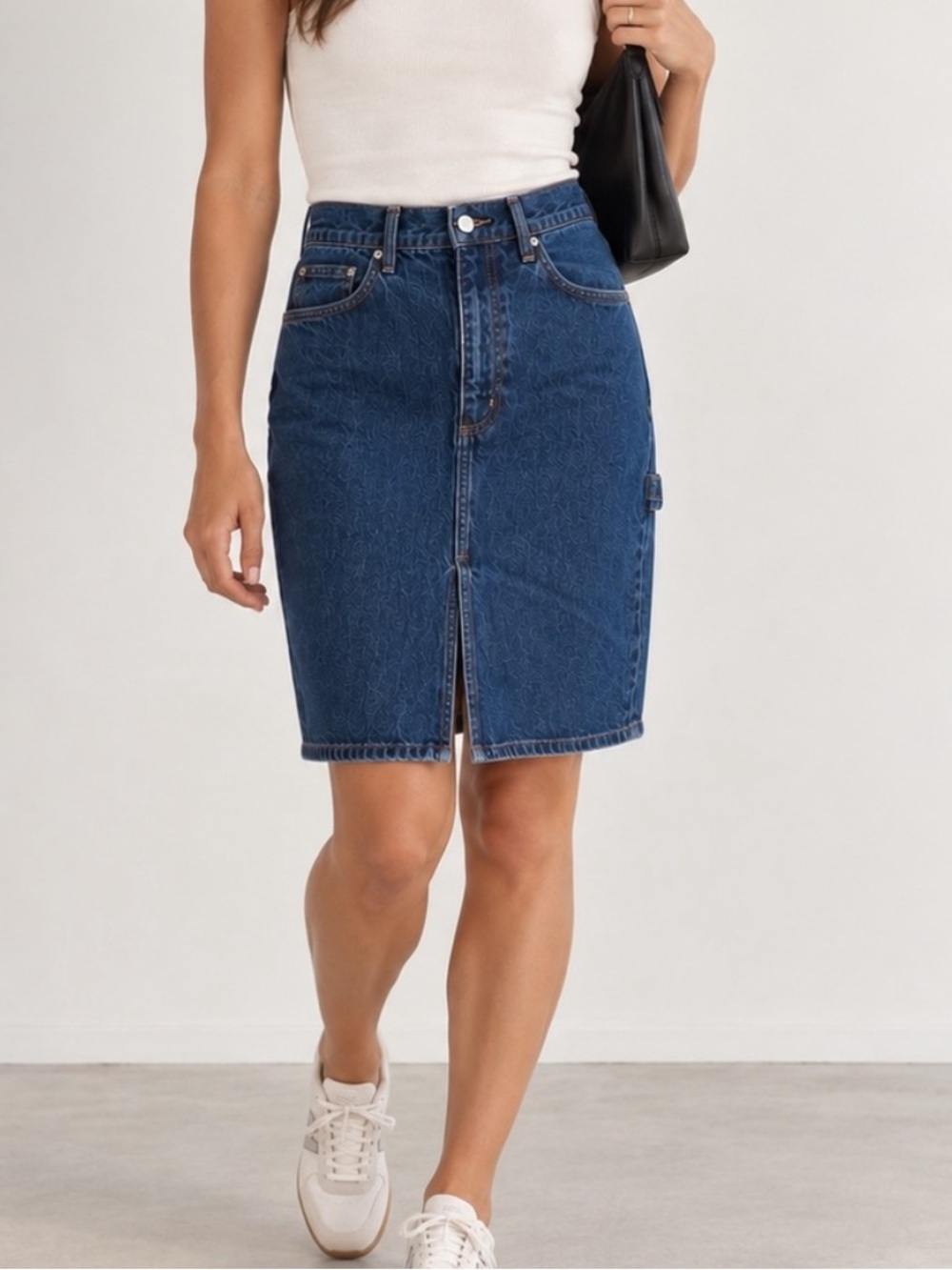 Aritzia Denim Forum ’90s Pencil Midi Denim Skirt Blue Size 26